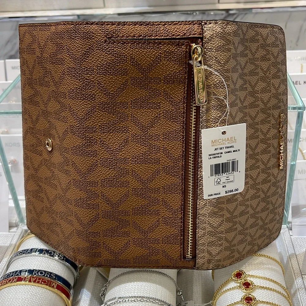 Michael Kors Jet Set Large Signature Logo Tri-Fold Wallet Camel Multi NWT